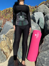 Load image into Gallery viewer, La Hevitaa Reflective Waist trainer
